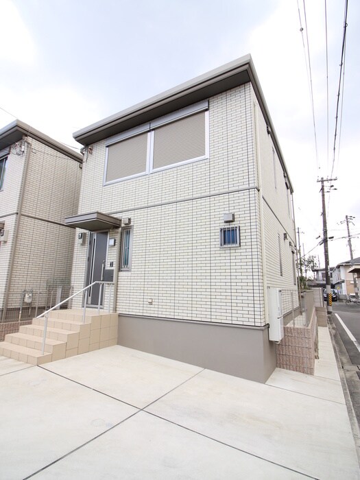 物件外観写真6　(外観写真)