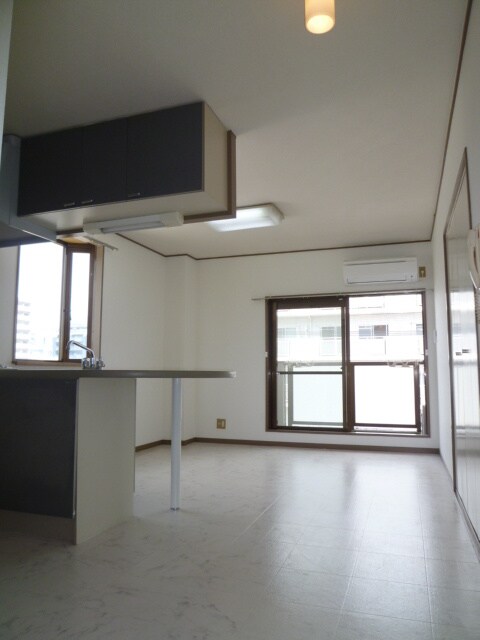 物件内観写真10　(居室)