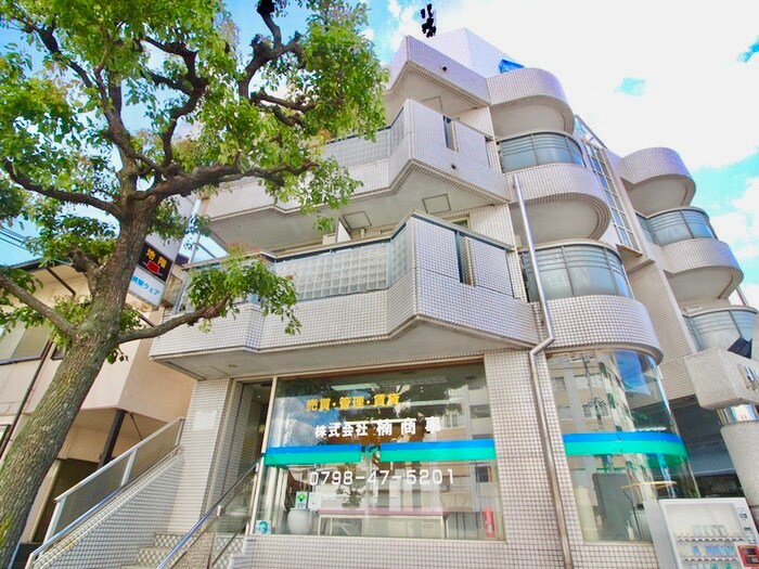 物件外観写真6　(外観写真)