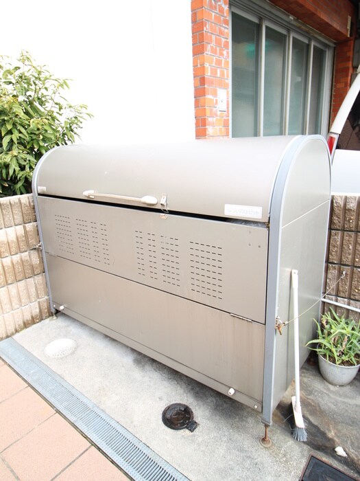 物件外観写真6　(建物設備)