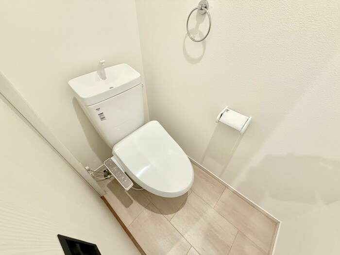 物件内観写真6　(トイレ)