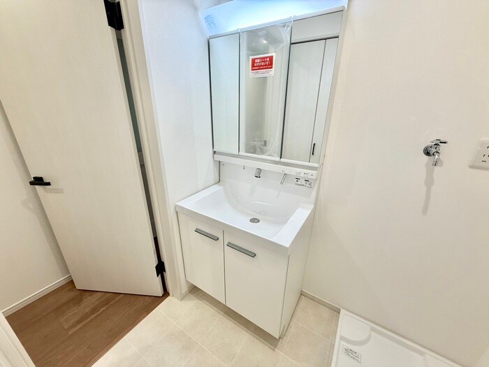 物件内観写真7　(洗面)