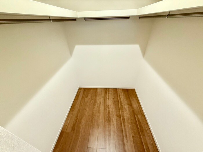 物件内観写真9　(収納)