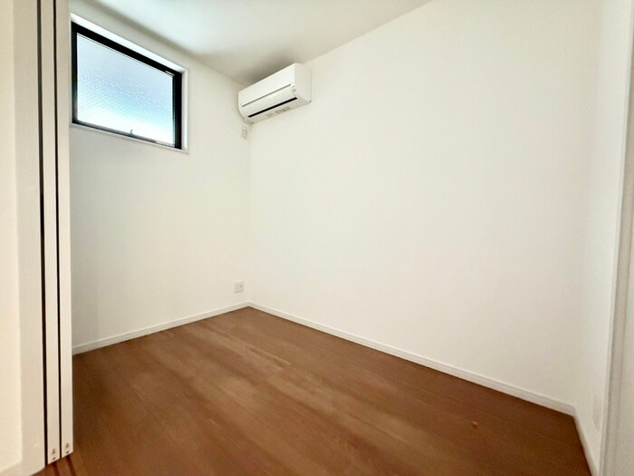 物件内観写真12　(居室)