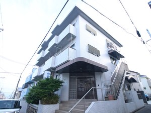 上野ビル外観写真