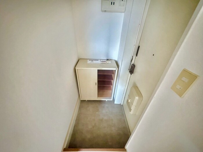 物件内観写真14　(玄関)