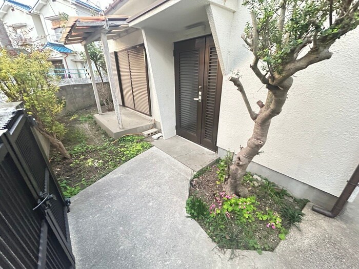 物件外観写真6　(外観写真)