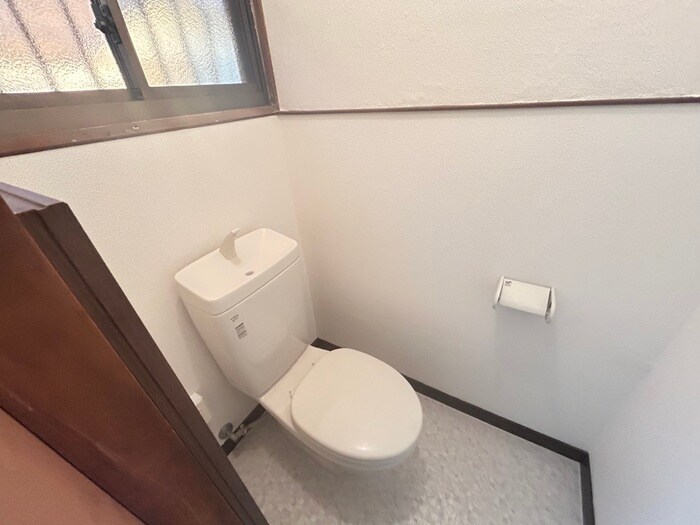 物件内観写真11　(トイレ)