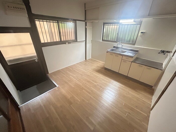 物件内観写真13　(居室)