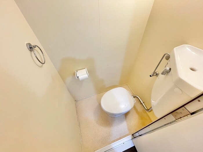 物件内観写真14　(トイレ)