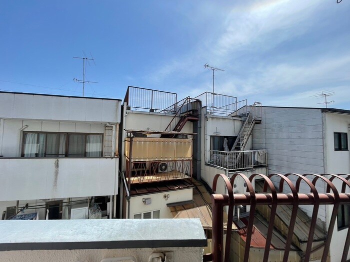 物件内観写真19　(室内からの展望)