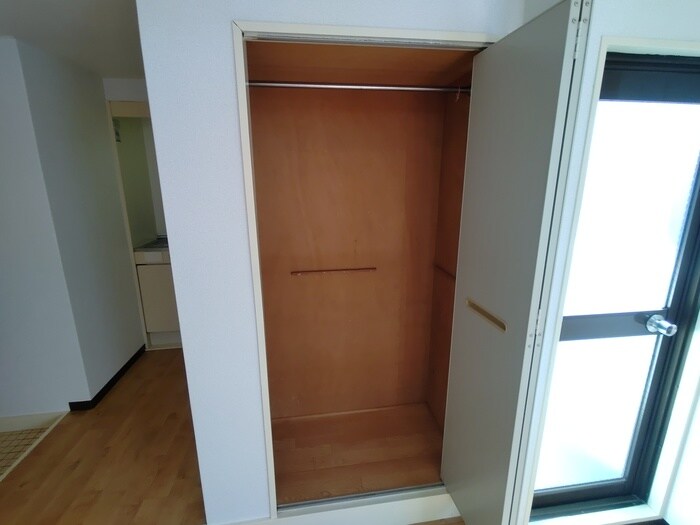 物件内観写真10　(収納)