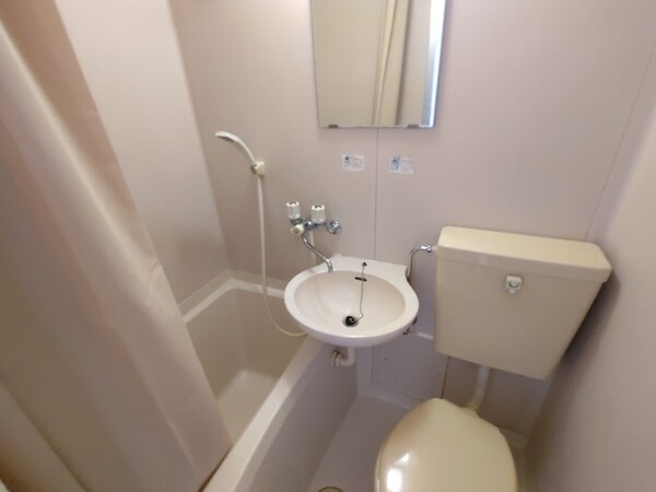 バス／シャワールーム等