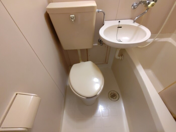 物件内観写真14　(トイレ)