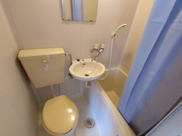 バス／シャワールーム等