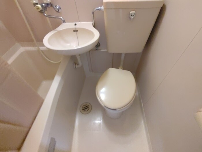 物件内観写真15　(トイレ)