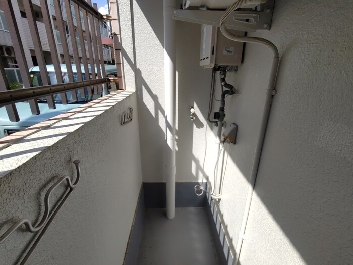 物件内観写真18　(洗濯機置場)