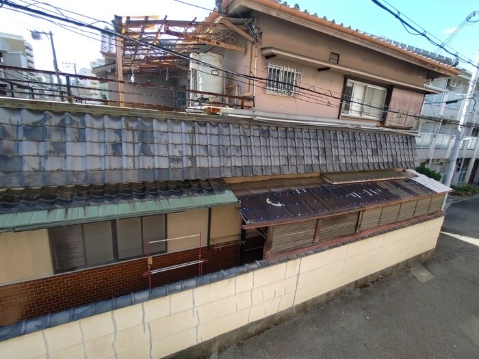 物件内観写真20　(室内からの展望)