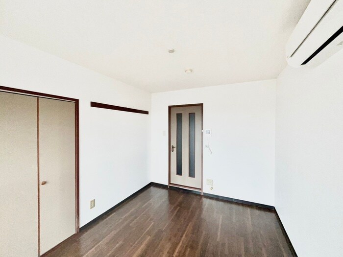 物件内観写真13　(居室)