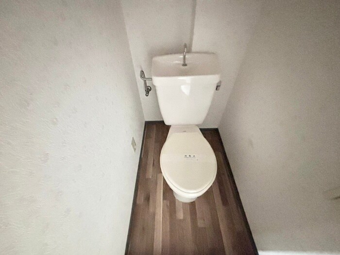 物件内観写真15　(トイレ)