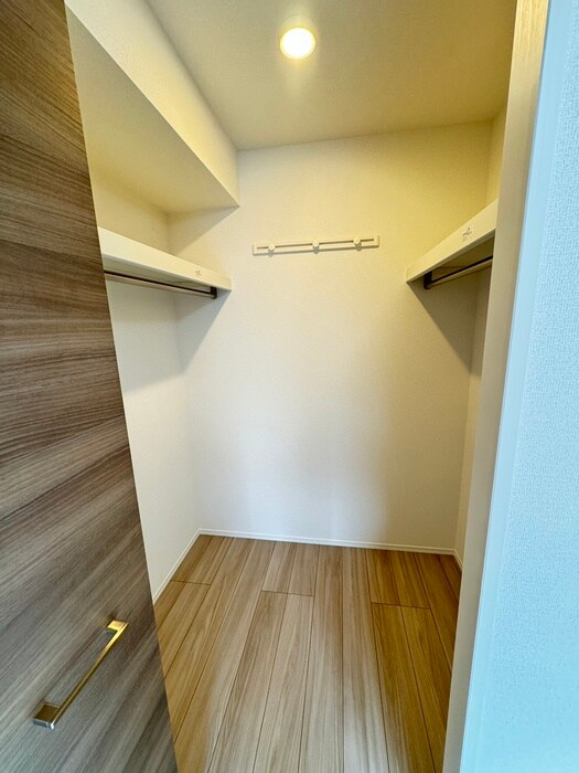 物件内観写真14　(収納)