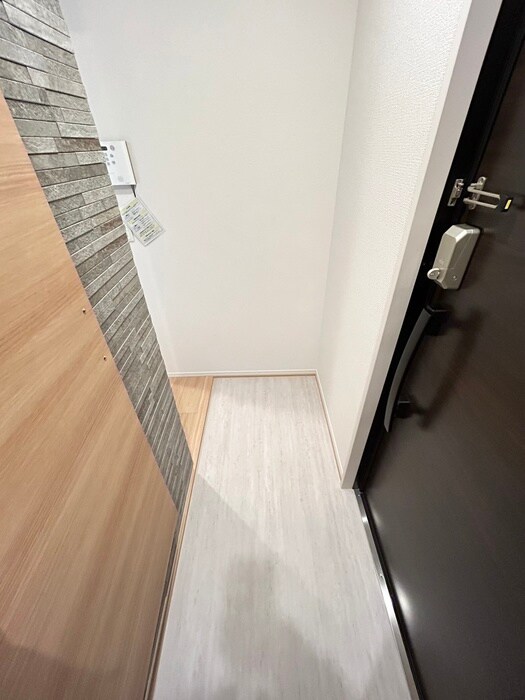 物件内観写真15　(玄関)