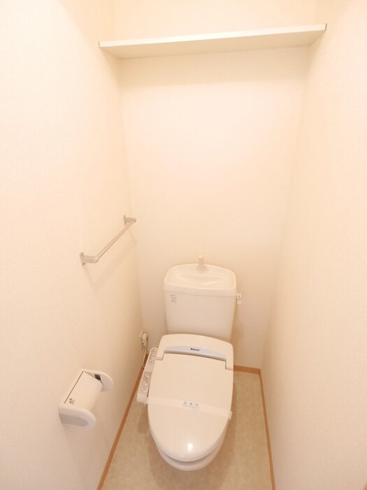 物件内観写真9　(トイレ)