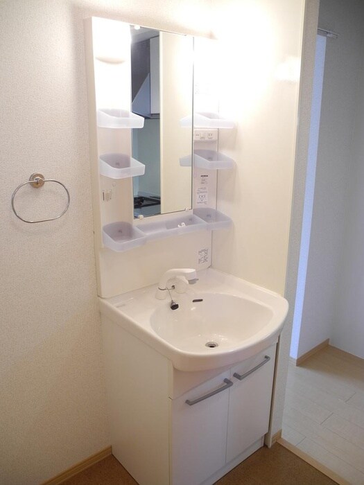 物件内観写真12　(洗面)