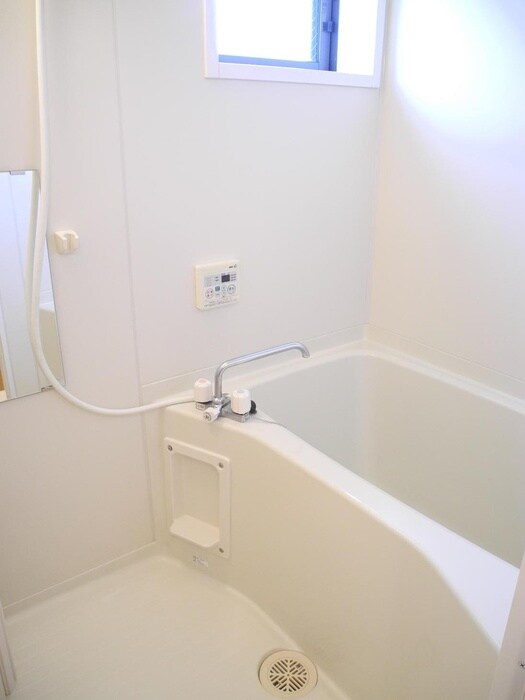 物件内観写真13　(バス／シャワールーム等)