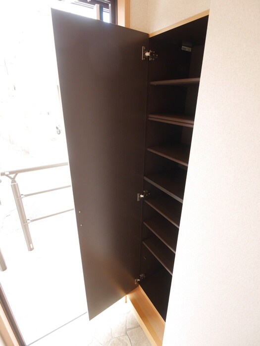 物件内観写真16　(靴箱)