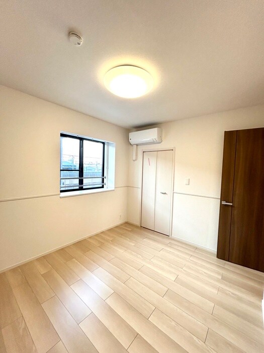 物件内観写真15　(居室)