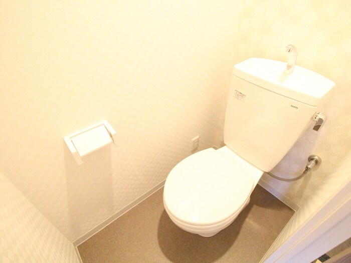 物件内観写真11　(トイレ)