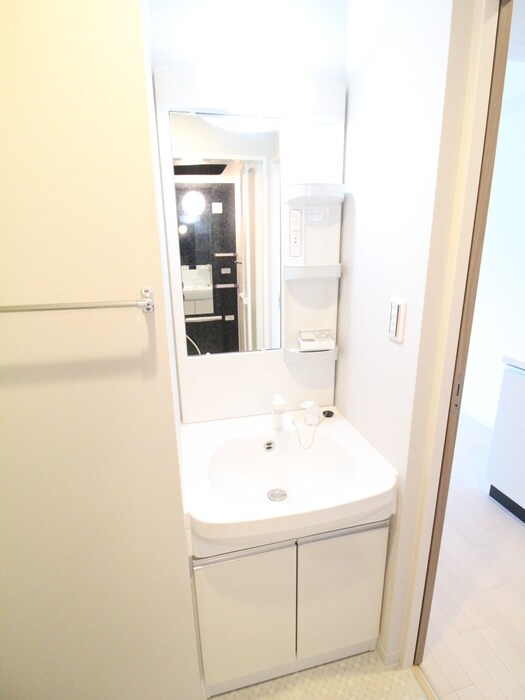 物件内観写真12　(洗面)