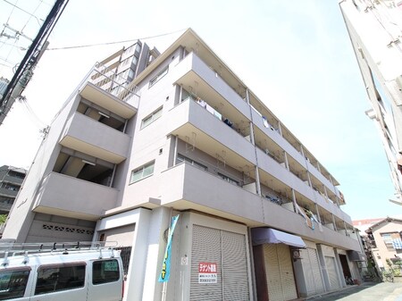 江坂聚楽マンション外観写真