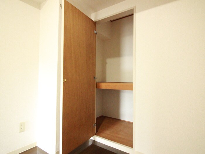 物件内観写真17　(収納)