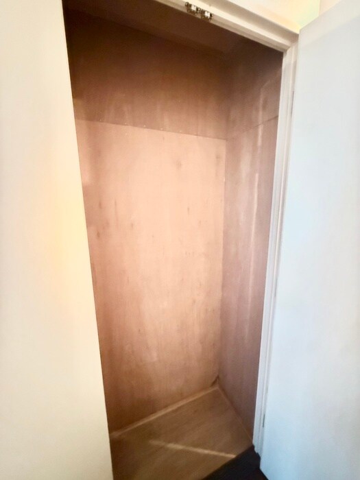 物件内観写真15　(収納)