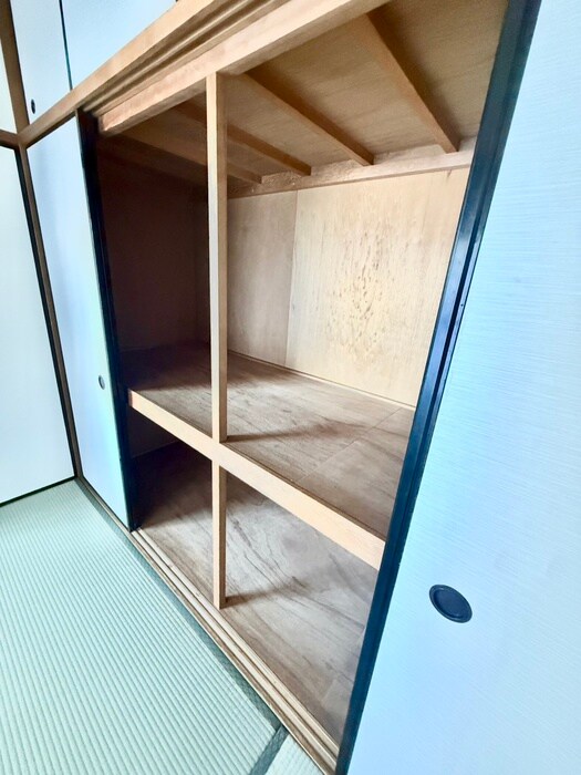 物件内観写真16　(収納)