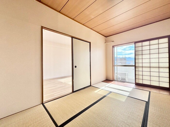 物件内観写真8　(居室)