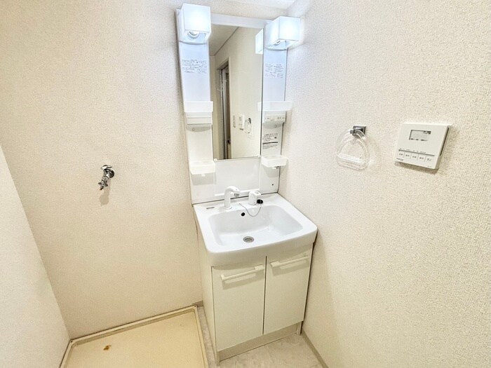 物件内観写真15　(洗面)