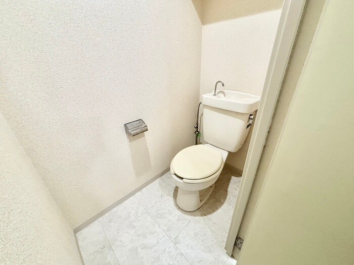 物件内観写真17　(トイレ)