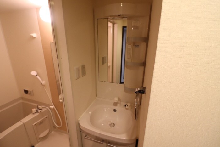 物件内観写真7　(洗面)