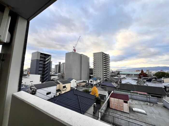 物件内観写真15　(室内からの展望)