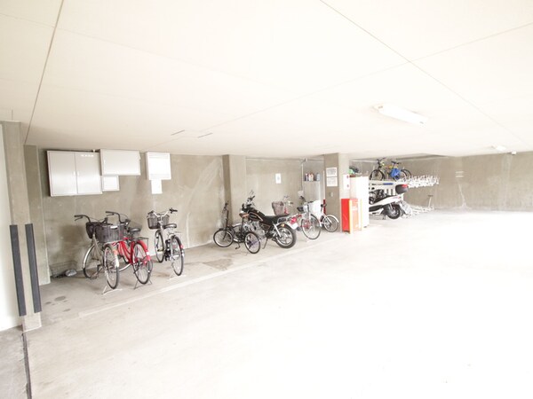 駐輪場