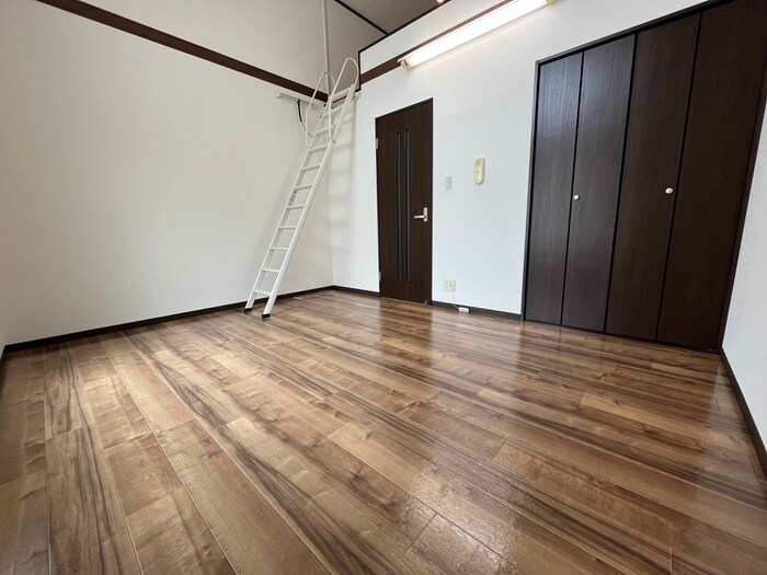 物件内観写真13　(居室)