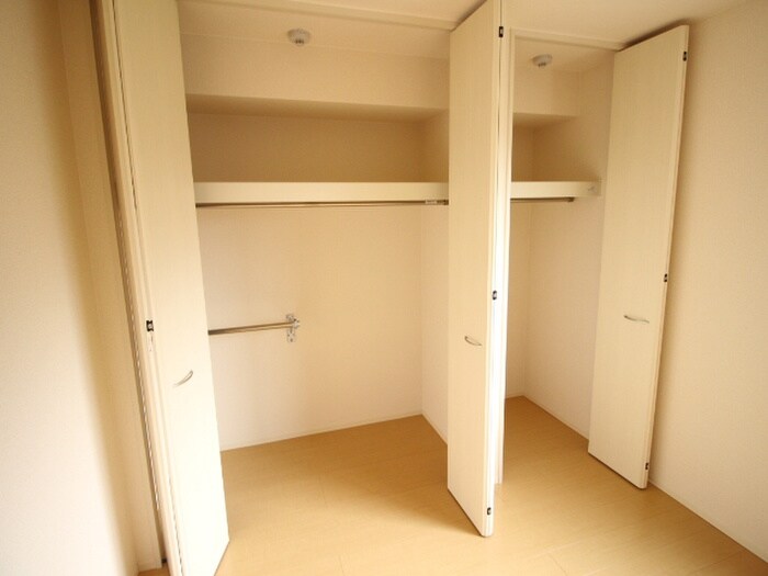 物件内観写真15　(収納)