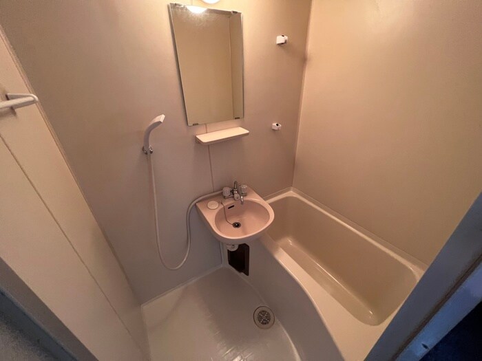 物件内観写真12　(バス／シャワールーム等)