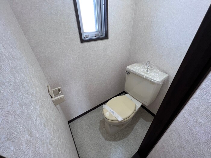 物件内観写真13　(トイレ)