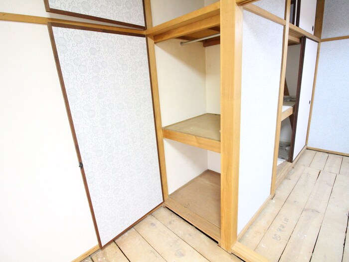 物件内観写真11　(収納)