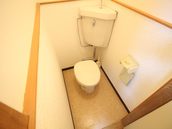 物件内観写真15　(トイレ)