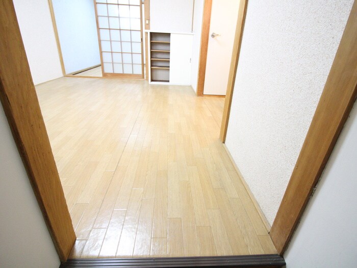 物件内観写真21　(廊下)